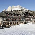 Golf & Carezza - Panoramici Direttamente Sulle Piste Da Sci ボルツァーノ